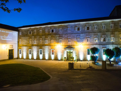 圣地亚哥德孔波斯特拉酒店住宿-San Francisco Hotel Monumento