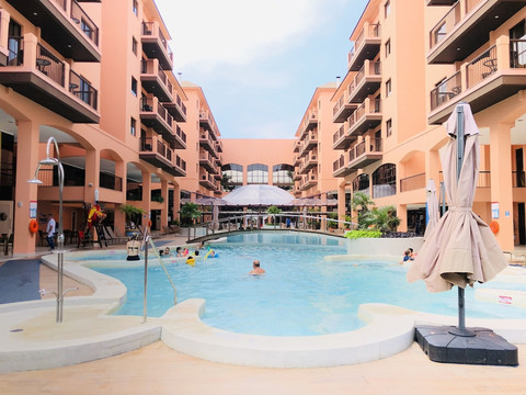 沙滩度假村的现代开间 - Jurerê Beach Village JBVJR