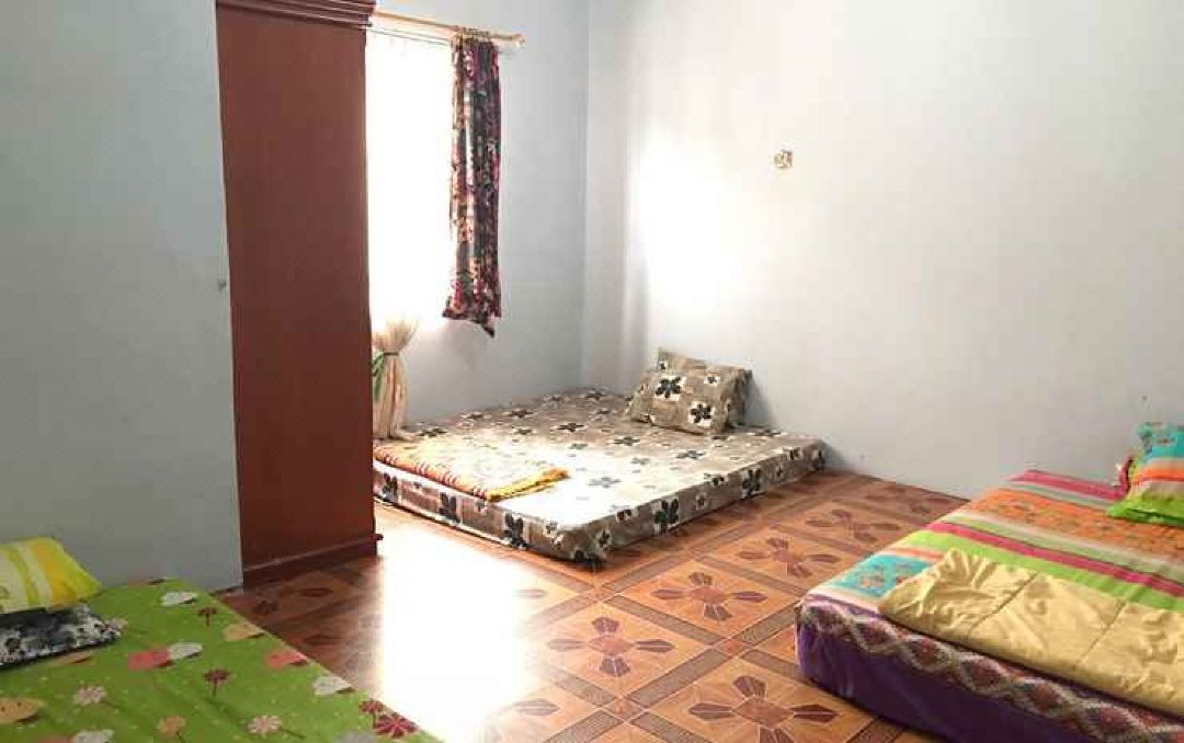 Villa Mutiara Asri - No.8 BB by Dinda