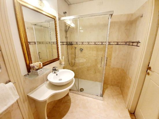 Corte dei Greci Room Type - Quadruple Room with Canal View