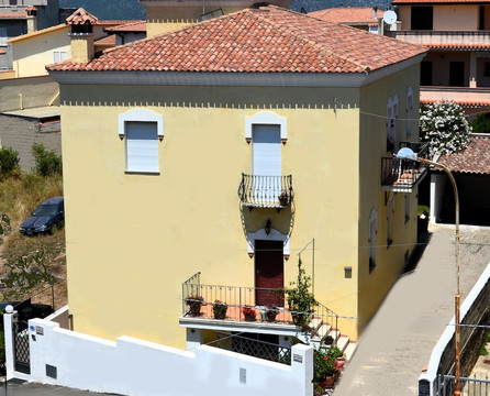 Oliena酒店住宿-Bed & Breakfast Oliena