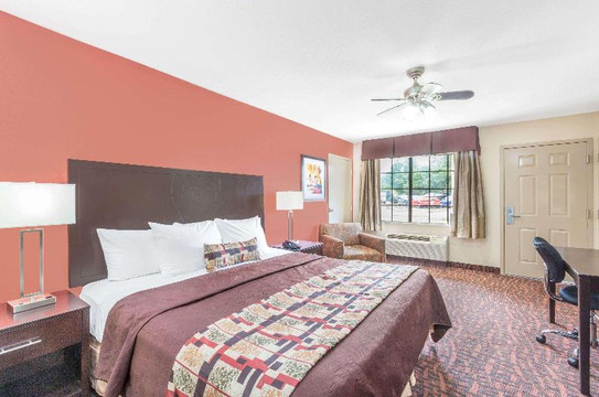 Fort Necessity酒店住宿-Days Inn by Wyndham Rayville