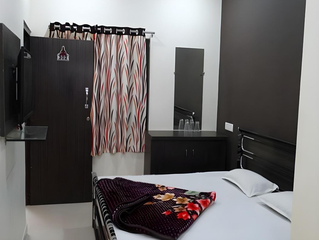 Hotel Rishi Kuti, Ujjain