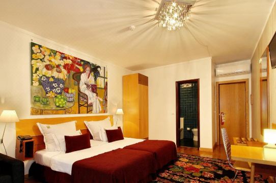 麥斯特阿維斯酒店