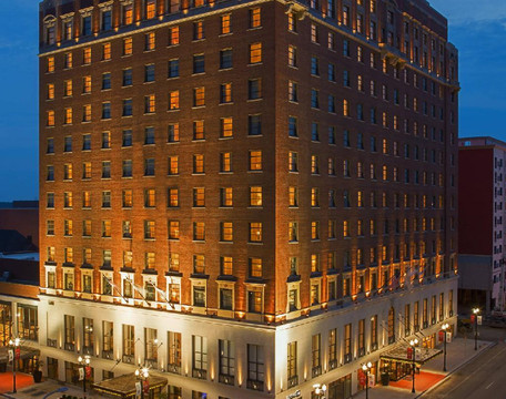 伊利诺伊州酒店住宿-Peoria Marriott Pere Marquette