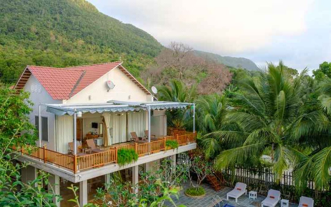 Naomi Resort