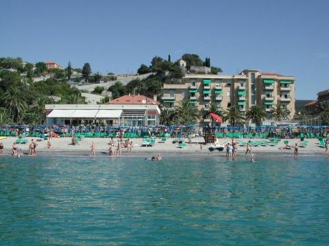 邦卡尔多酒店-官方