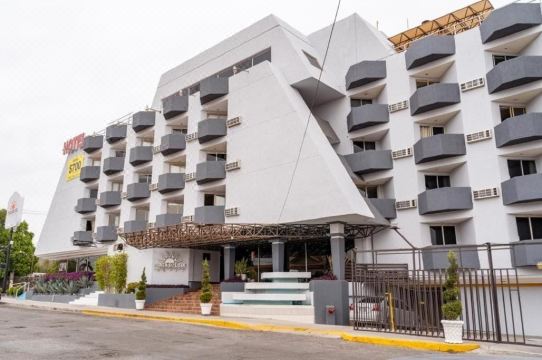 Hotel Plaza del Sol