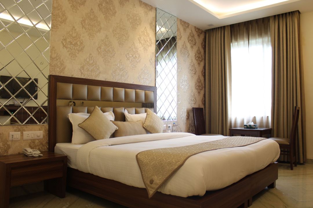 Royal Residence Iffco Chowk