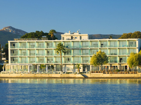 科斯阿克缇斯艺术酒店