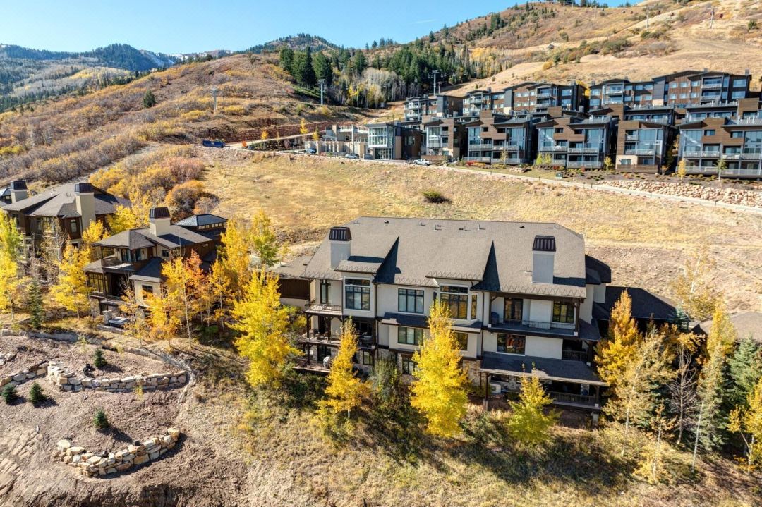 Park City Vin-17 Hot Tub Kbm Resorts