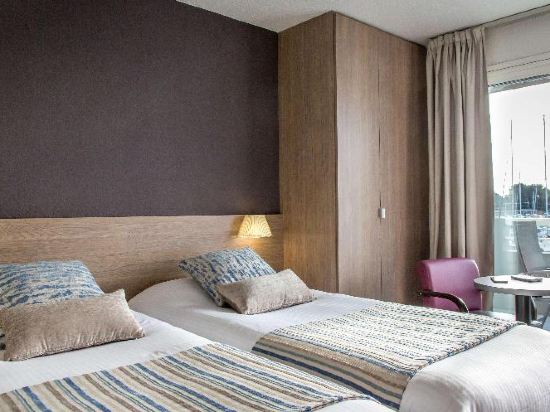 Best Western Plus Hotel La Marina Room Type - Standard Twin Room with Balcony