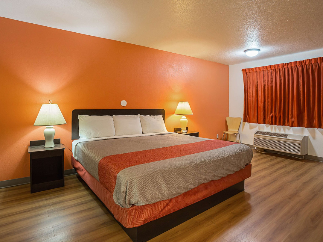 Crocketts Bluff酒店住宿-Motel 6 Brinkley, AR