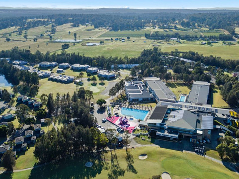 猎人谷皇冠假日酒店