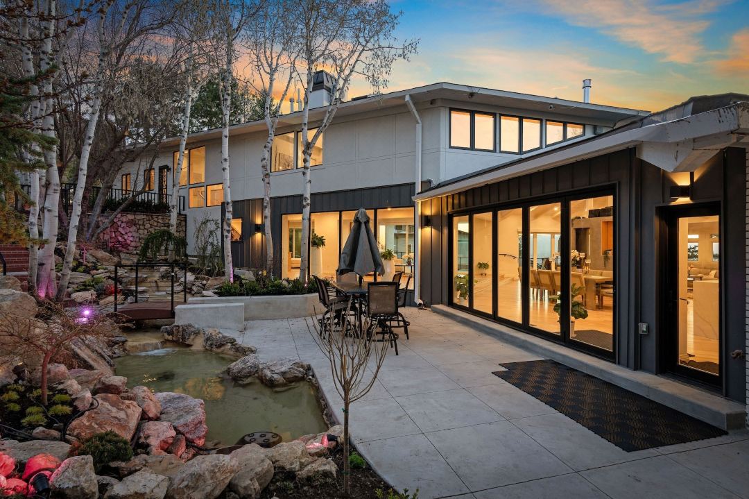 Top Olympus 豪華莊園 水療+泳池+匹克球+更多 by RedAwning