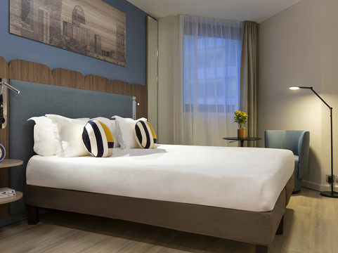 巴黎拉德芳斯馨乐庭酒店