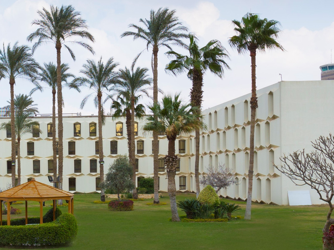 开罗海峡酒店&俱乐部