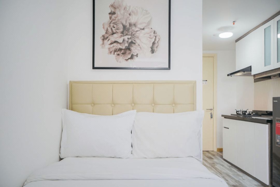 Strategic Studio Apartment with Extra Bed at M-Town Residence by Travelio
