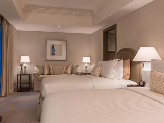 Discovery Primea Room Type - Business King Flat