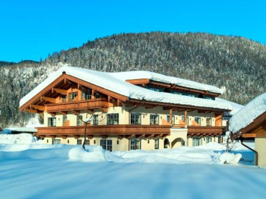 克拉梅罗夫酒店主图