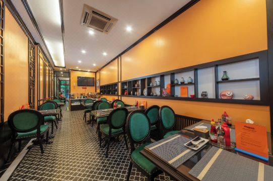 Omina Hanoi Hotel and Restaurant