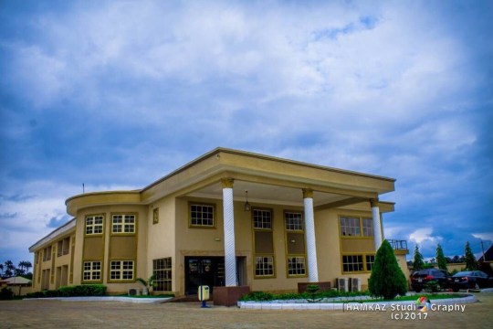 西方艳阳国际活动中心酒店-官方