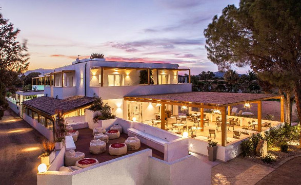 Noha Lifestyle Hotel - Adults Only