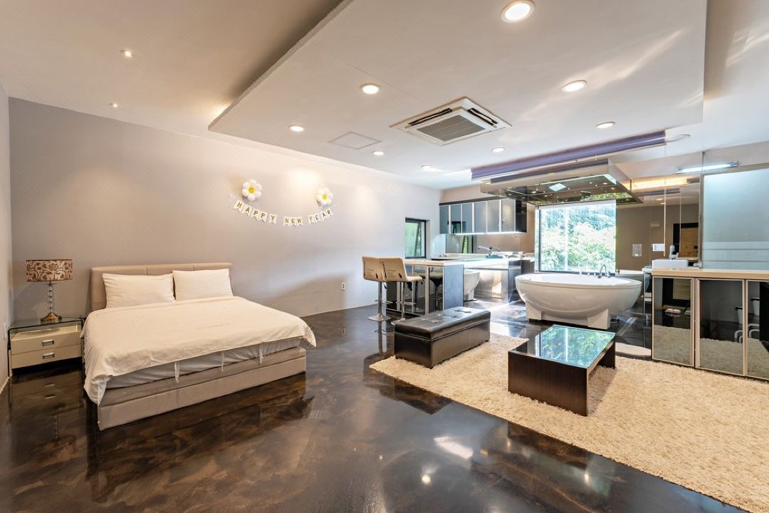 Yangpyeong New Space Pension (Spa, Hotel Bedding, Rooftop BBQ)