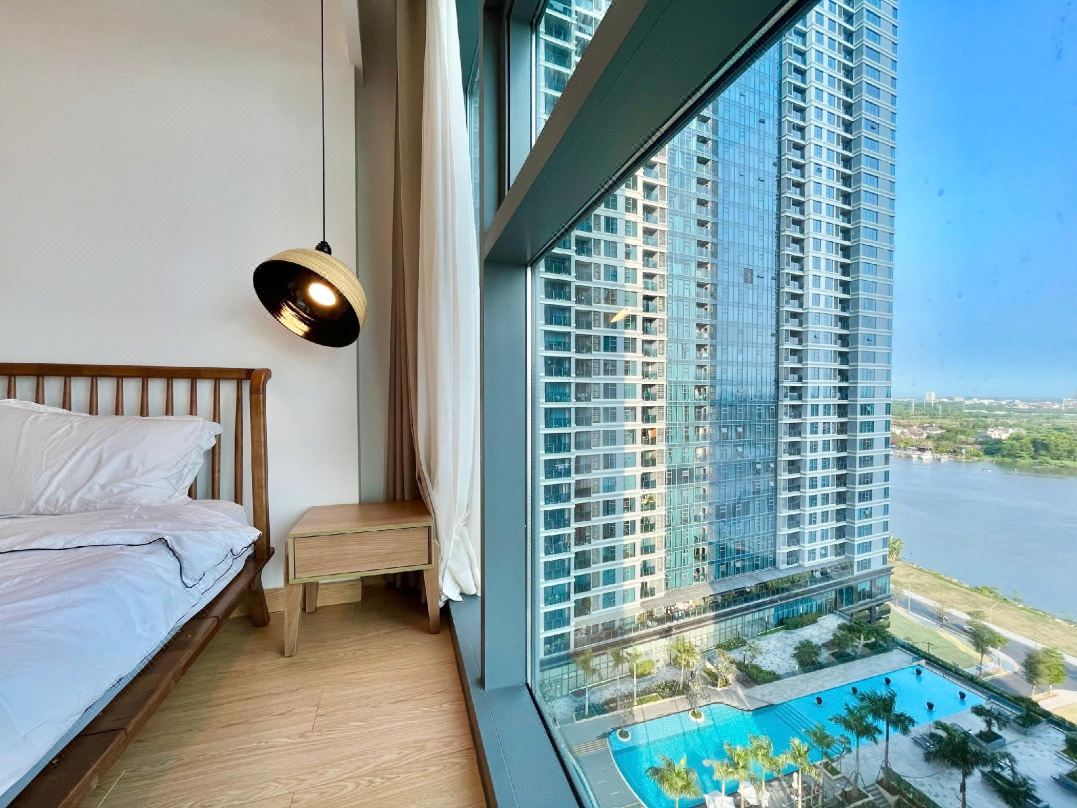 SUNWAH PEARL 5mins landmark 81 free pick up