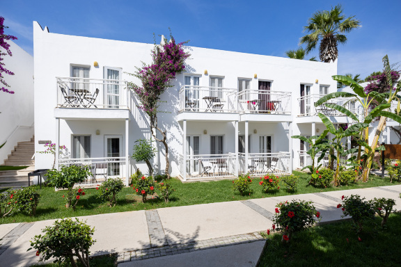 Petunya Beach Resort-官方