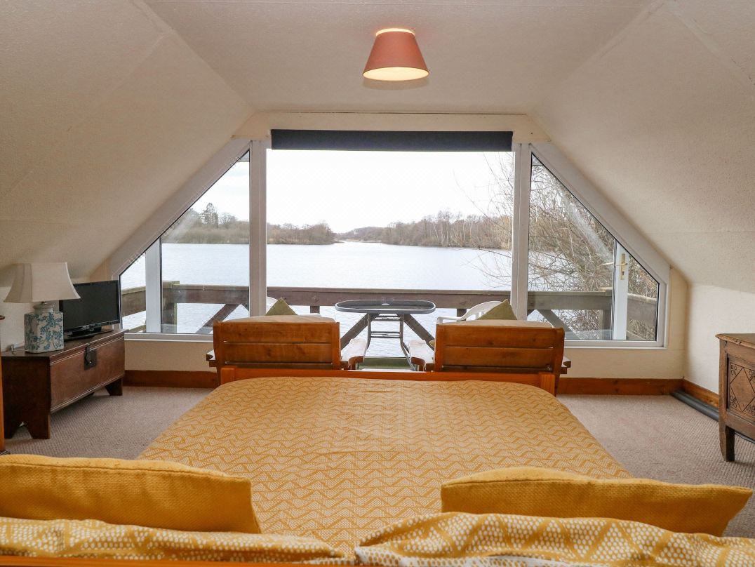 Cygnus Boathouse