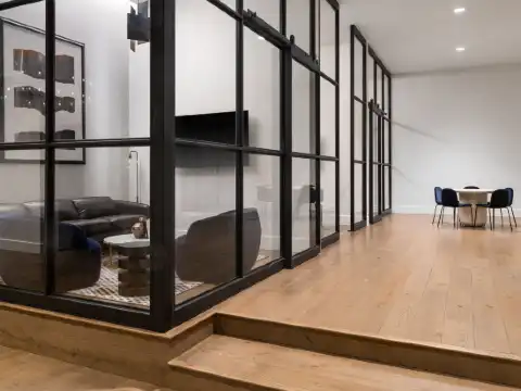 喜来登弗洛伍德雷弗奇酒店及会议中心sheratonflowoodthe