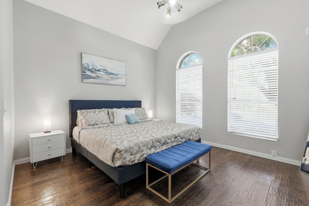 Luxe 3B Cozy and 5-Star Stay in Frisco