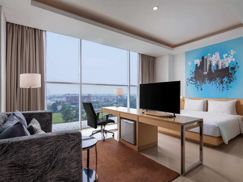 塞尔蓬BSD城珊迪卡酒店