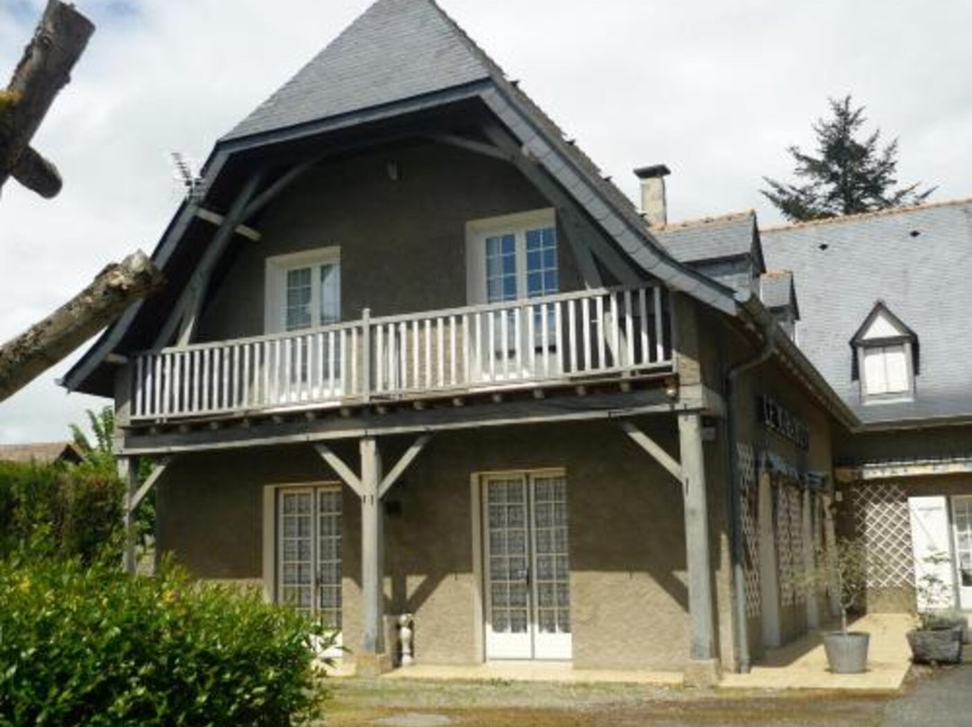 Escoubes-Pouts酒店住宿-米拉蒙酒店