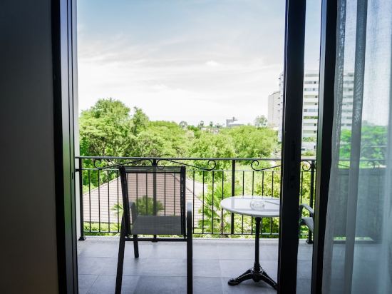 The Sala Pattaya Room Type - Deluxe Garden View Room