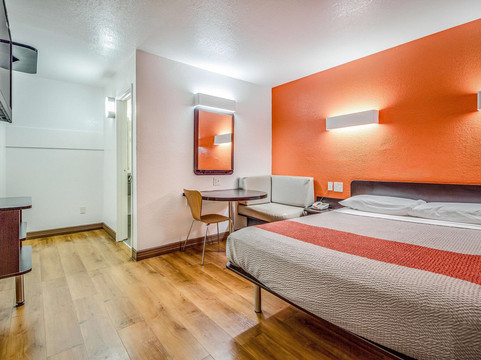 孔洛6号汽车旅馆