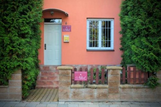 妮可住宿酒店-官方