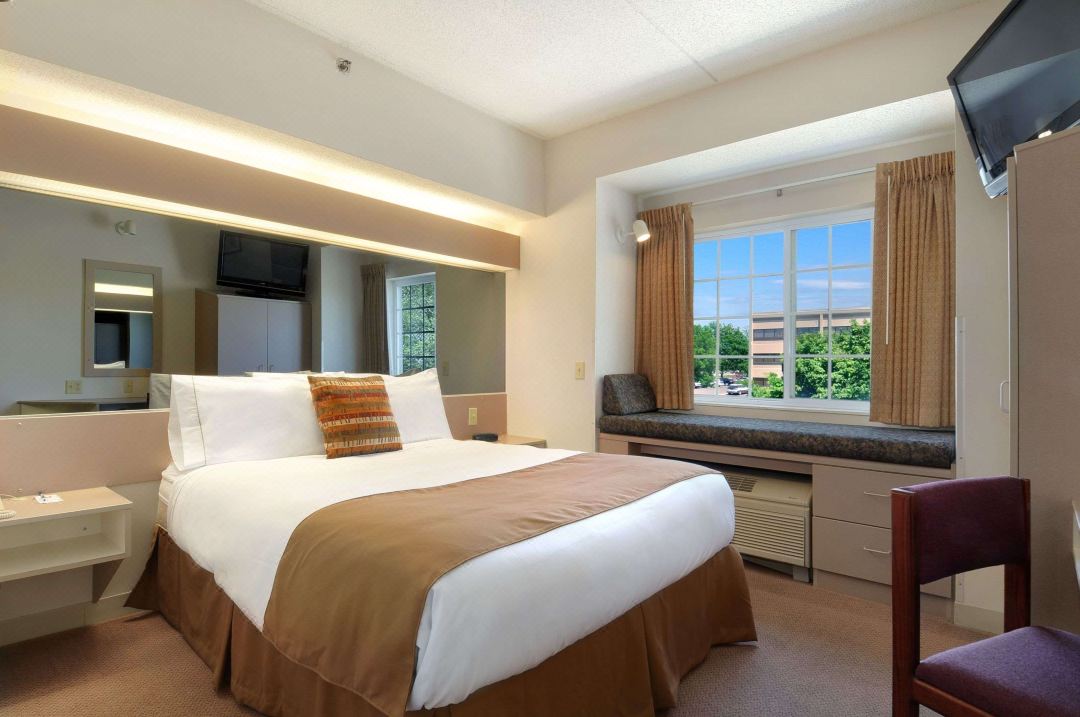 Microtel Inn & Suites by Wyndham Bloomington MSP Airport