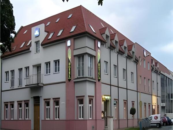 泰勒德姆酒店-官方