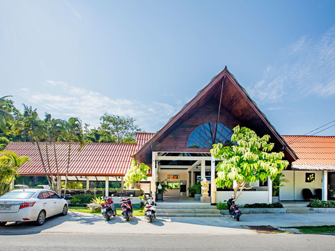 奈汉酒店住宿-奈函海滩度假酒店