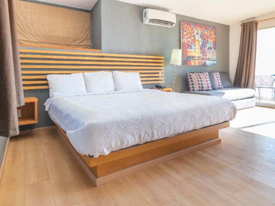 Vf Hotel Room Type - Superior