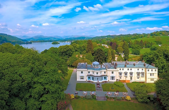 Near Sawrey酒店住宿-英湖斯托尔斯大厅酒店