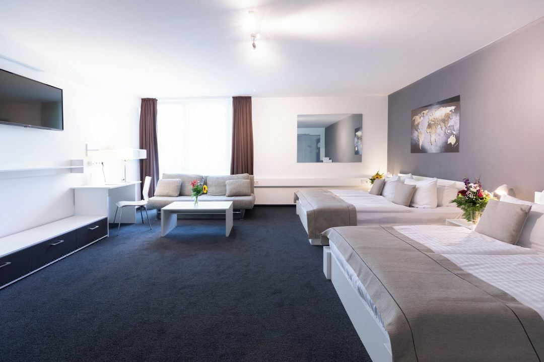 Hotel Aviva