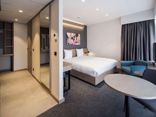Executive Residency by Best Western Amsterdam Airport Room Type - Comfort Twin Room with Kitchenette Executive Residency by Best Western Amsterdam Airport Room Type - Comfort Twin Room with Kitchenette