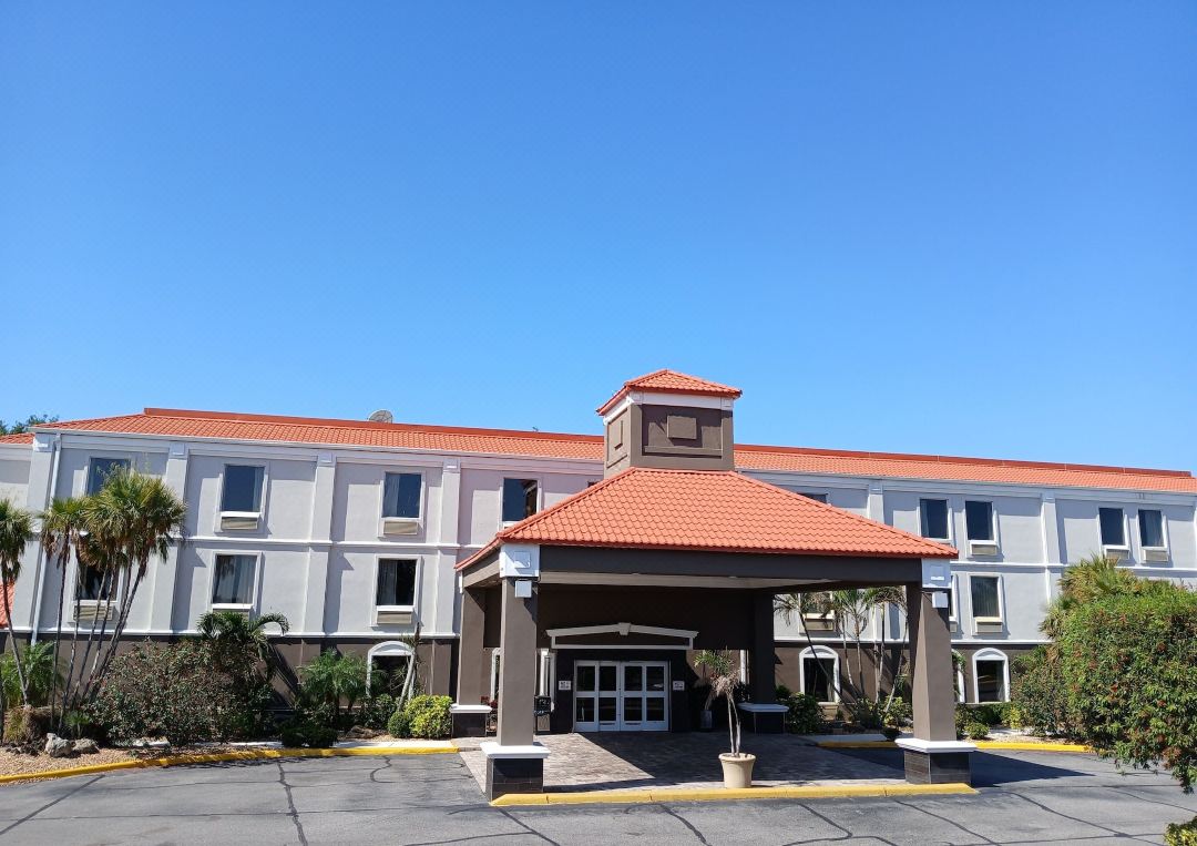 Comfort Inn & Suites Bradenton North I-75