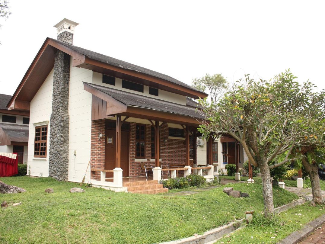 Villa Kota Bunga Anyelir
