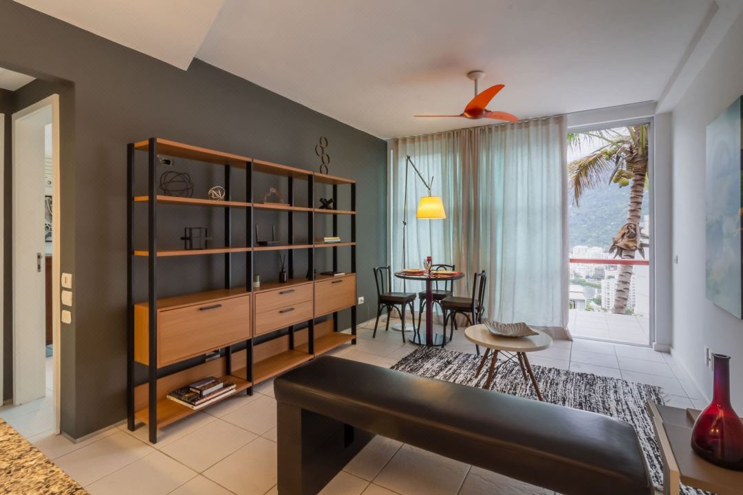 House Overlooking Rodrigo de Freitas Lagoon VR2