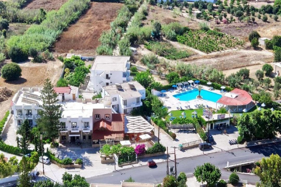 Elea Terra Hotel