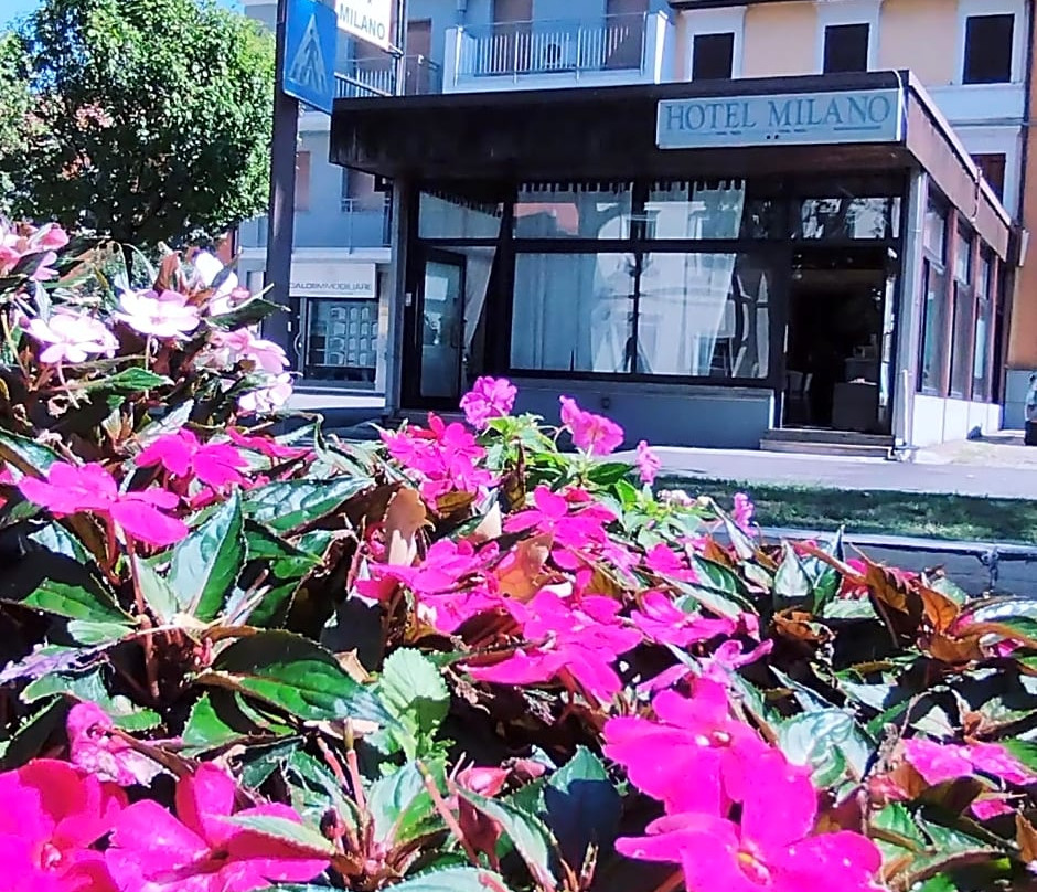 圣乔瓦尼-卢帕托托酒店住宿-Hotel Milano